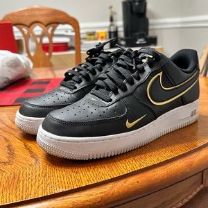 AIR FORCE 1 '07 LV8 'DOUBLE SWOOSH - BLACK'
